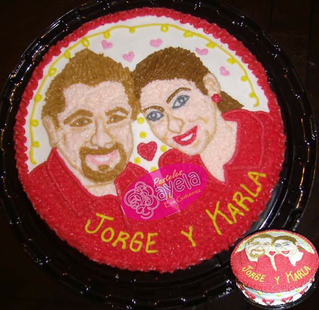 Cake by Bayela Gutiérrez of Pasteles Bayela