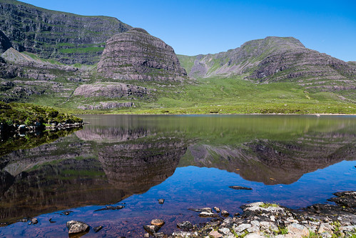 mountains reflection day clear applecross beinnbhan aphoit lochcoirenapoite
