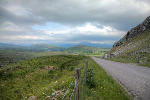 road uk sky lake mountains clouds landscape scotland highlands sutherland assynt camloch a835 knockancrag creagachnocain