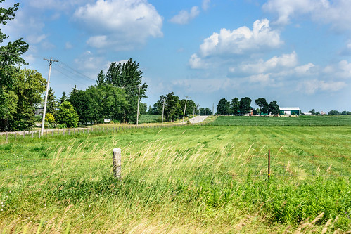road barn fields kawarthalakes