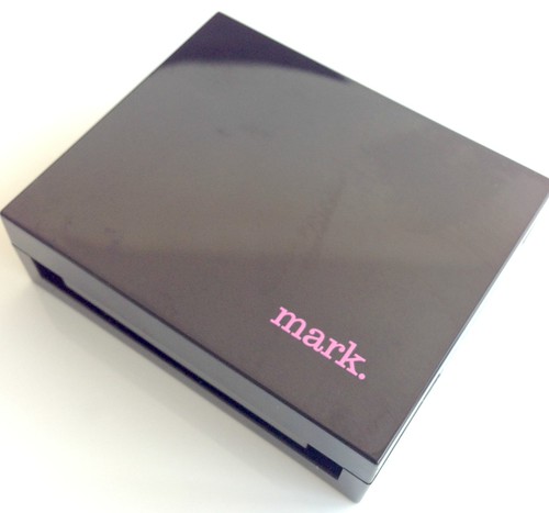 mark-colour-swing-mix-it-up-eye-compact-closed