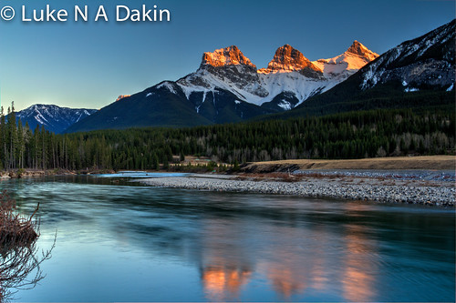 travel sunset 3 canada mountains sisters canon river landscape timelapse bow 7d banff polarizer canmore hdr hoya lightroom 24105