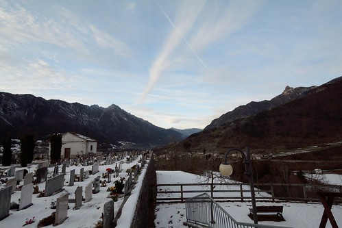 montagne italia trento trentino cimitero parrocchia