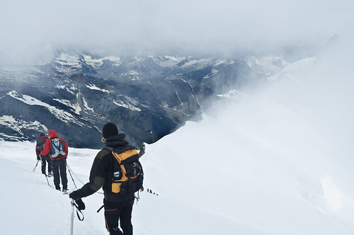 cloud mountain snow nikon suisse swiss glacier summit neige alpinisme 4k saasfee d90 allalinhorn ropeparty cordée