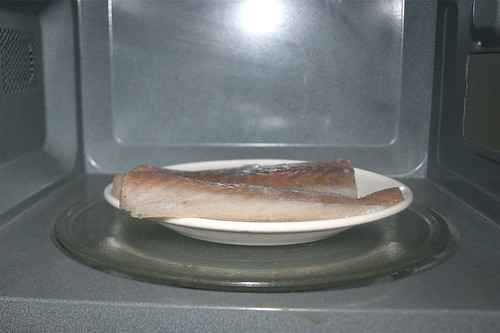 27 - Seelachs auftauen / Defrost coalfish
