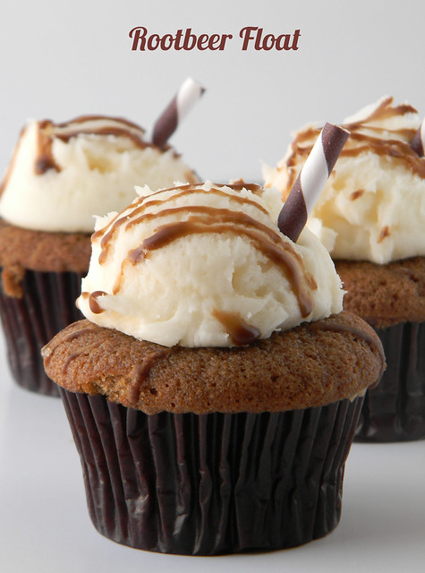root beer float cupcake by cupcake chic