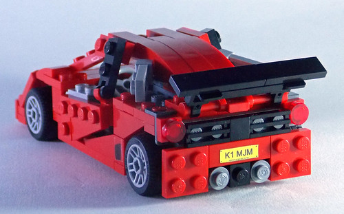LEGO Minifigure Scale Car - 7-wide McLaren F1 GTR 3