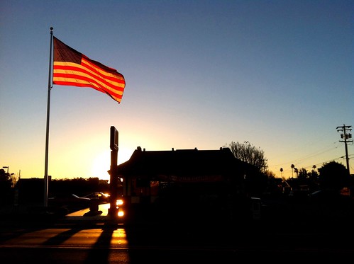 santa sunrise flag mcdonalds cruz american uploaded:by=flickrmobile colorvibefilter flickriosapp:filter=colorvibe