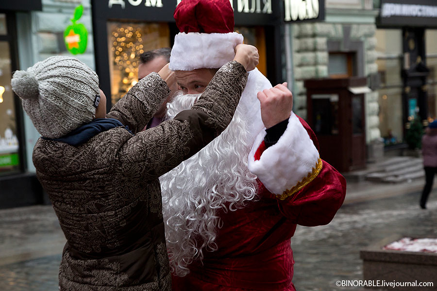 Moscow Christmas parade 2013 ©binorable.livejournal.com