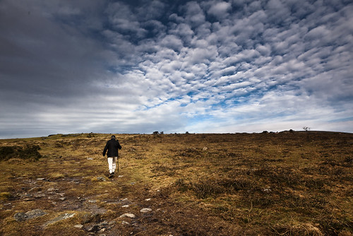 uk sky weather clouds walker dartmoor paulyd