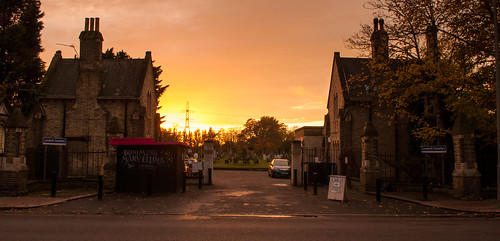 uk sunset england cemeteries london southlondon wandsworth tooting southwestlondon lambethcemetery lbwandsworth