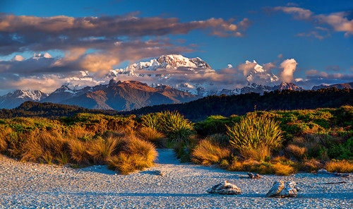 pink blue light sunset newzealand snow mountains beach nature sunshine clouds landscape geotagged golden evening long solitude mood loneliness quiet pentax cook sigma peak calm mount nz mtcook southisland lonely peaks westcoast coordinates hdr position lat k5 neuseeland photomatix 2013 sigma1770