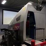 Simulateur TGV POS sur vérins