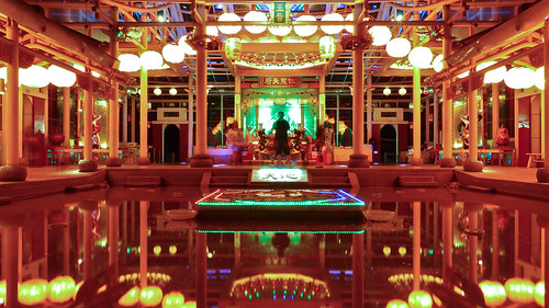 longexposure night reflections landscape temple long exposure nightscape taiwan olympus 夜景 lugang 彰化 em1 鹿港 chunghua taiwanglassgallery 玻璃廟 1240mmf28