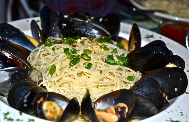 mussels and pasta dish at raintree restaurant st.augustine 