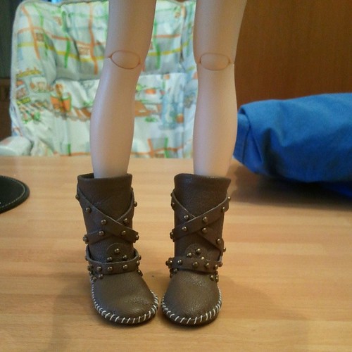 #Indianini #boots #minifee #Msd #bjd #dolls #etsy #leather #studs