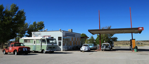 route66 vintagegasstation rural arizona vintagevehicles