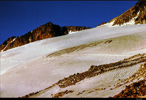 nieve natura neu montañas pirineos pirineus muntanyes aneto glacera