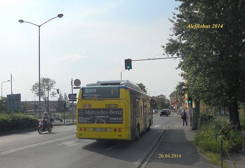 autobus Citelis n°174 al bivio strada Barchetta - linea 9