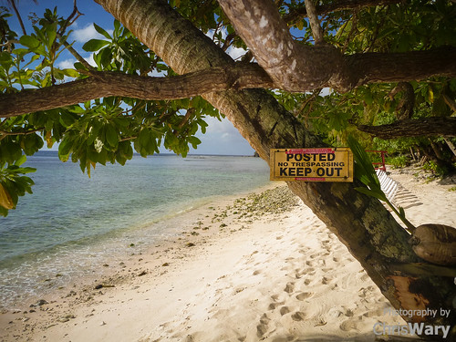 No Trespassing FiFi Beach, Guam