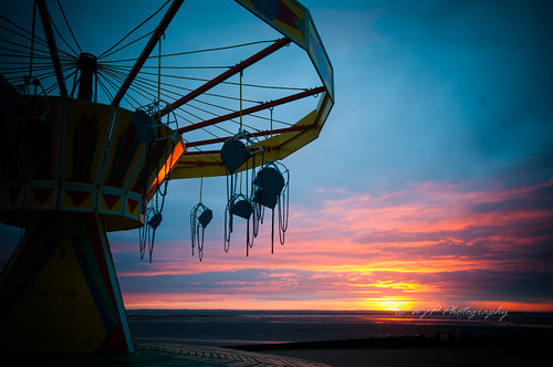 uk sea england sky sun reflection beach water weather sunrise river sand lincolnshire funfair cleethorpes humber