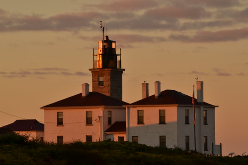 ri lighthouse sunrise rhodeisland jamestown