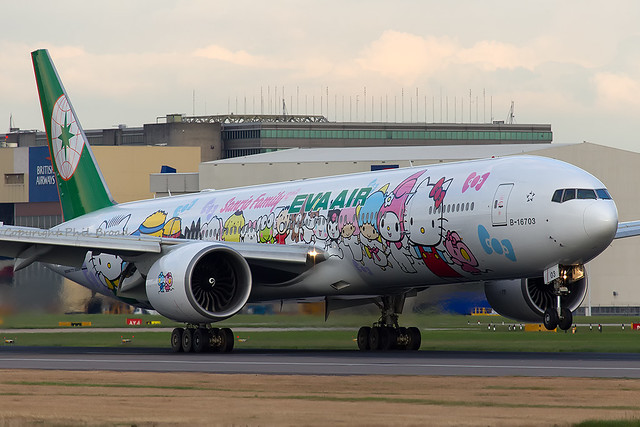 EVA Air "Hello Kitty" Boeing 777-300/ER B-16703