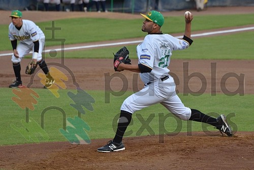 MVF_0898 1° J Serie Pericos de Puebla vs Tigres de Quintana Roo Estadio Hermanos Serdán Liga Mexicana de Béisbol Fotografía Lyz Vega / Mara González / Manuel Vela para Mv Fotografía Profesional – Edición y retoque www.pueblaexpres.com
