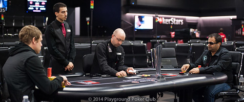 Event 4 - Heads-Up between Samuel Chartier (left) and Ami Alibay (right)