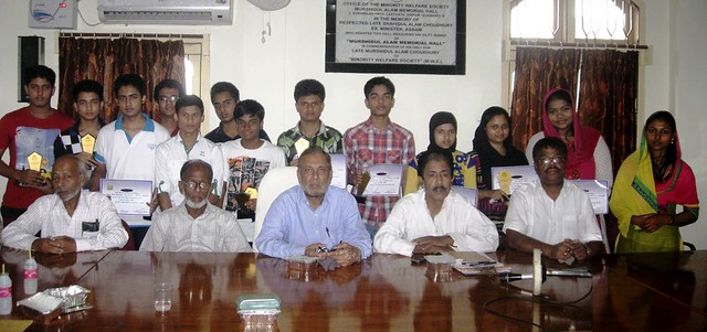 Outstanding performers in HSLC, SSC and other examinations felicitated by Minority Welfare Society in Guwahati on Sunday are seen with dignitaries present at the event.