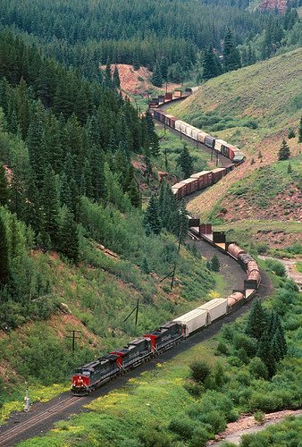 railroad summer train colorado sp co ge southernpacific freighttrain pando redcliff tennesseepass scurves ac4400cw 3grade formerriogrande