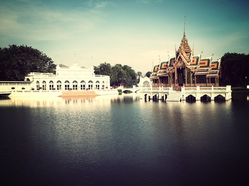 thailand pain royal floating palace reservoir pavilion bang flickrandroidapp:filter=mammoth