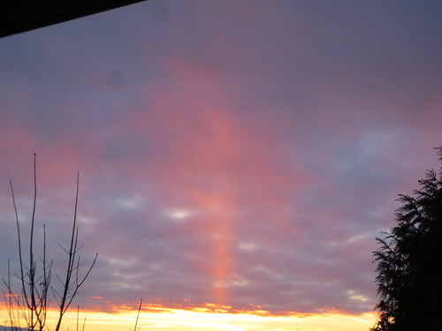 sunset canada clouds ray bc okanagan columbia british kelowna rutland