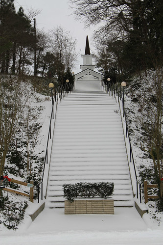 snow church pretty steps spumc sevenspringsunitedmethodistchurch