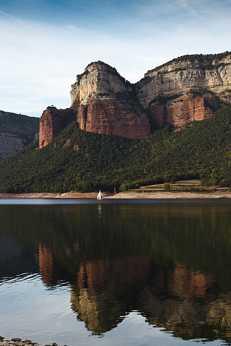 españa color water vertical canon landscape agua day sau paisaje pantano reflejo catalunya turismo cataluña espanya 2470mm28l canonista jorgepazos