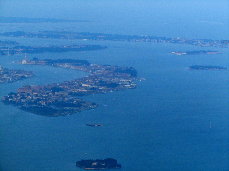 Vista de Venecia desde el aire, y nuestra isla