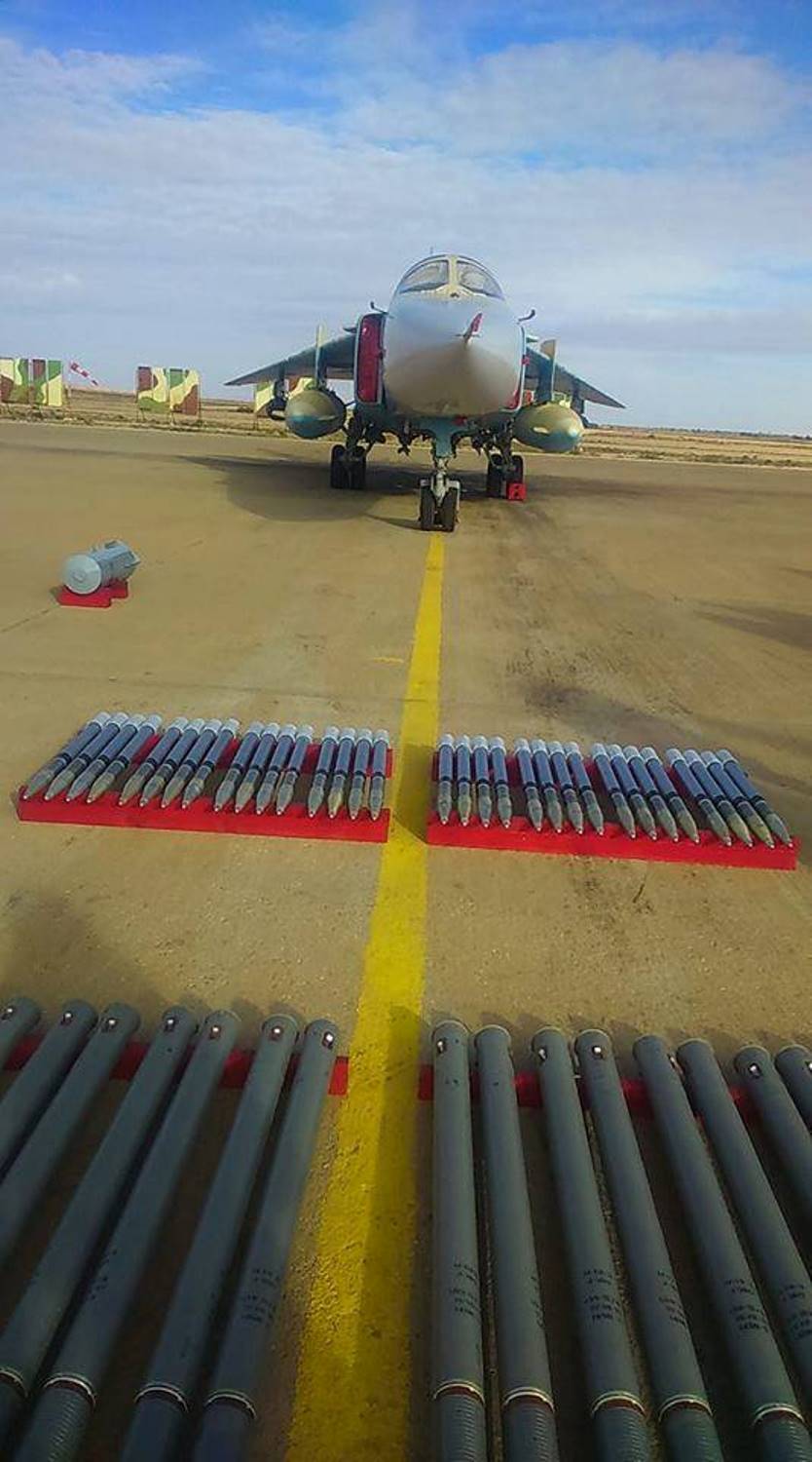 صور طائرات القوات الجوية الجزائرية [  Su-24MK2/MRK2/MPK  ] - صفحة 9 30678905243_a1676e6d1b_o