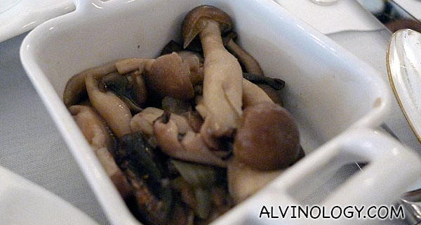 Sautéed mushrooms 
