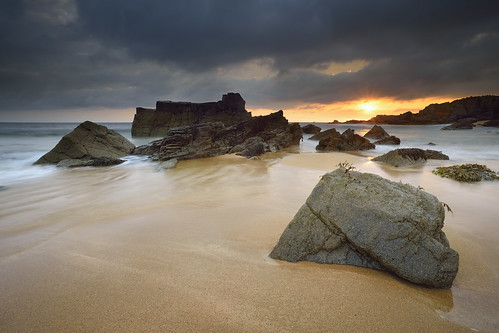 sunset seascape beach zeiss rocks plage rochers île vendée yeu iledyeu wildcoast dyeu côtesauvage leefilters sablesrouis d800e lessablesrouis