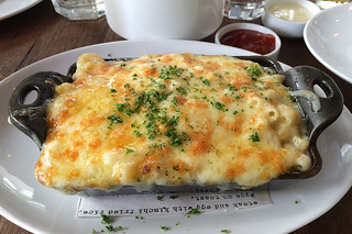 Manila sojourn - Wildflour Cafe mac n cheese