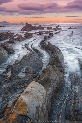 longexposure sea españa sunrise mar spain rocks waves dragon tail tamron olas vizcaya rocas espuma paísvasco barrika cantabric