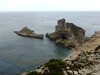 Capu Pertusatu et île Saint-Antoine depuis les sentes du haut de la falaise