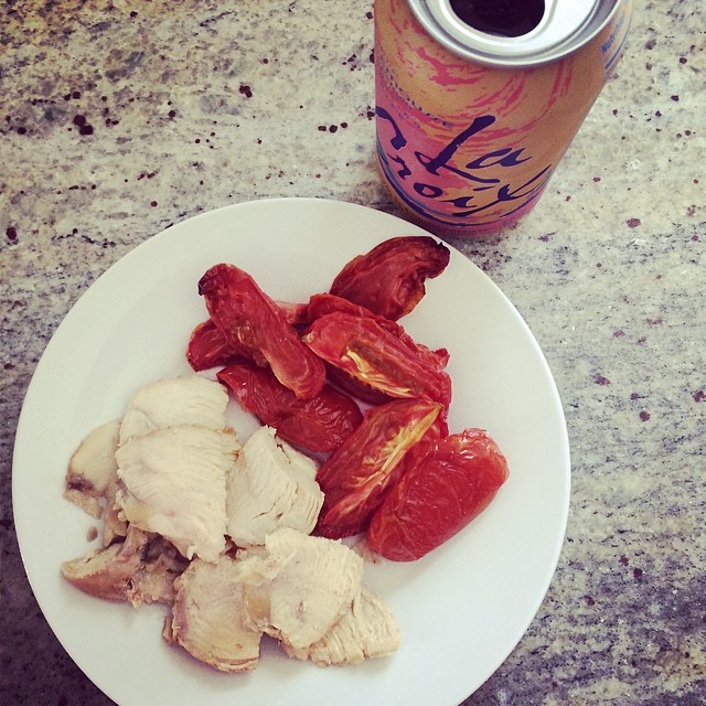 Day 6, #Whole30 - breakfast (roasted chicken breast, slow roasted tomatoes, and grapefruit seltzer)