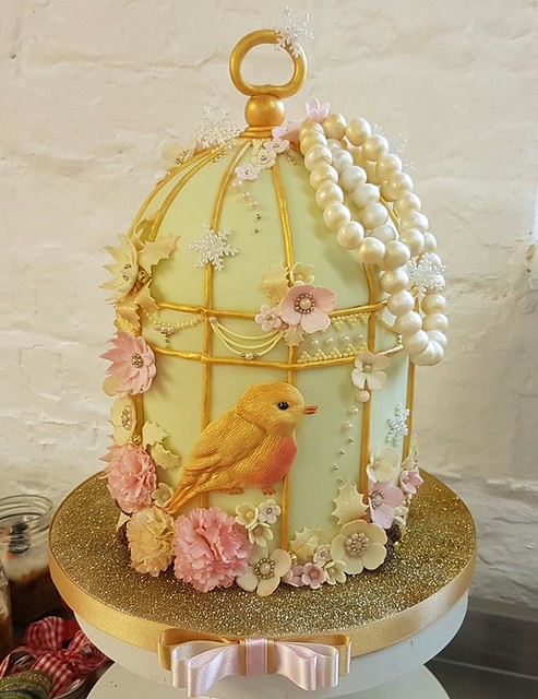 Bird Cage by Annabelle Jane Cake School