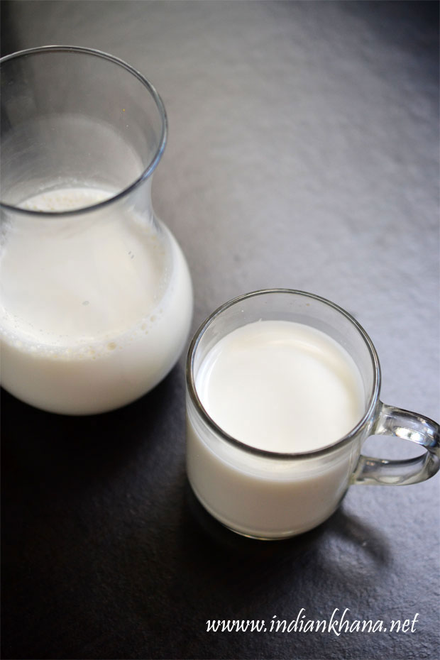 Homemade-Almond-Milk-Recipe