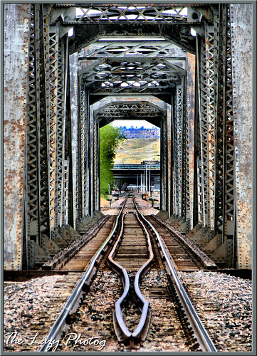 lazy photog elliott photography railroad bridge over yellowstone river laurel montana
