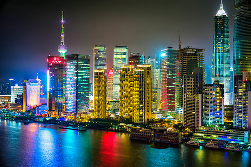 china colour night skyscraper river lights asia cityscape shanghai 上海 huangpu lujiazui citydevelopment cv40mm14 leicam9