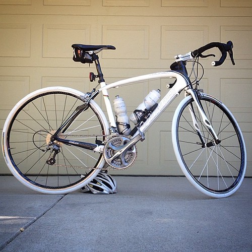 White tires were on sale, and they seemed to go with my white bike and white spokes. I figured I'd better photograph them now while they're still white.