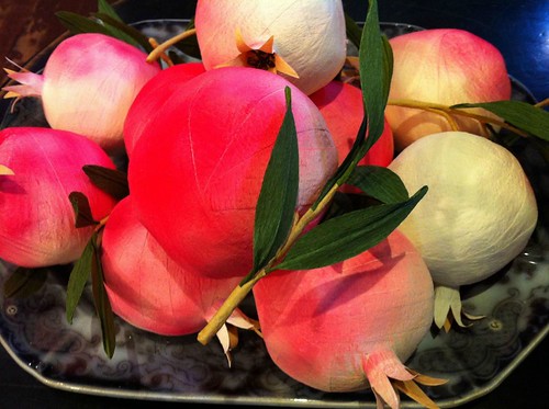 surprise-ball-pomegranates