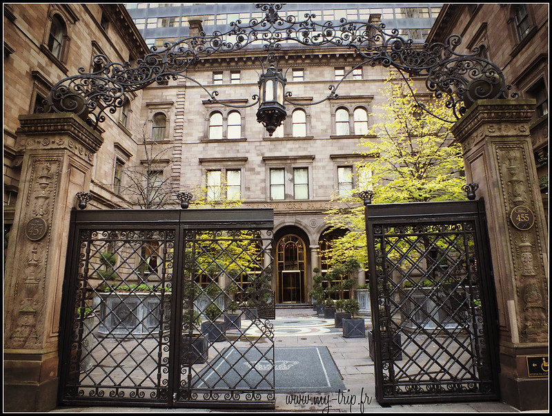 L'entre du New York Palace Hotel
